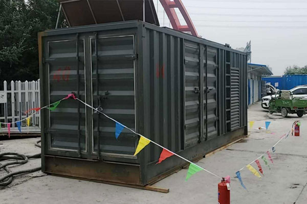 淮阳发电机租赁空气滤清器多久更换一次？