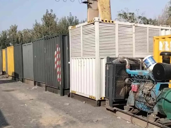 淮阳200KW柴油发电机机组每小时油耗是多少?
